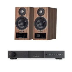 Naim Nait XS 3 AmplifierPMC Twenty5 22i Speakers